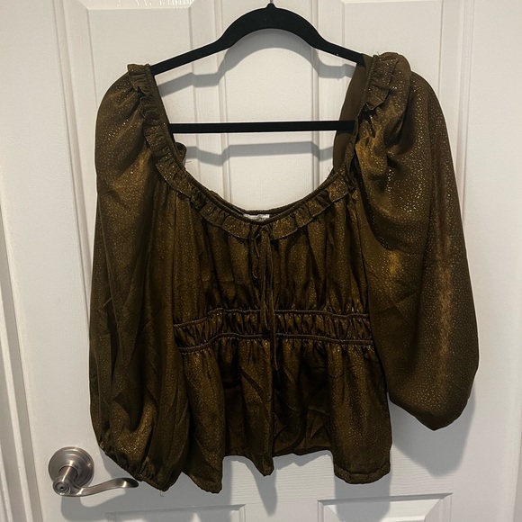 Blu Pepper Tops - Blu Pepper Crop Blouse Size L